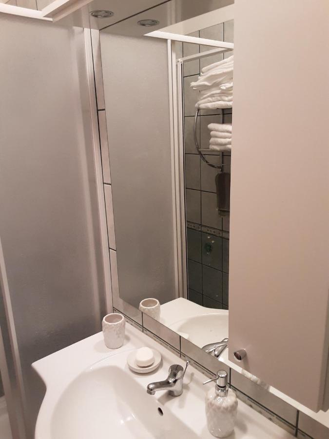 Jozefin Apartman Heviz Exterior photo